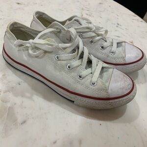Youth Converse sz 3